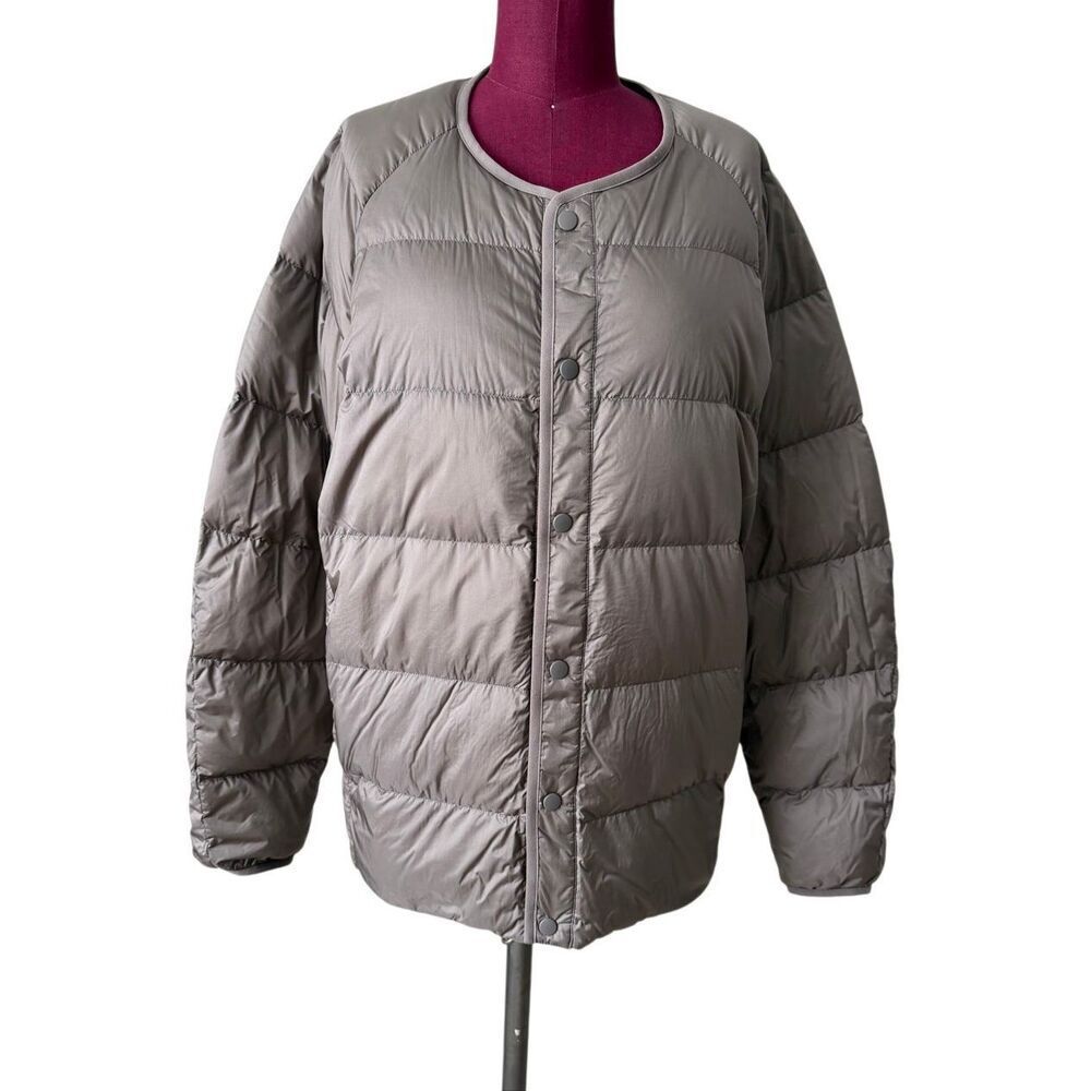 Uniqlo Taupe Quilted Snap-Front Puffer Jacket - Picture 2 of 15